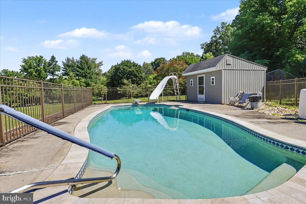 451 Saylors Mill Road Spring City, PA 19475 - Photo 9 of 36