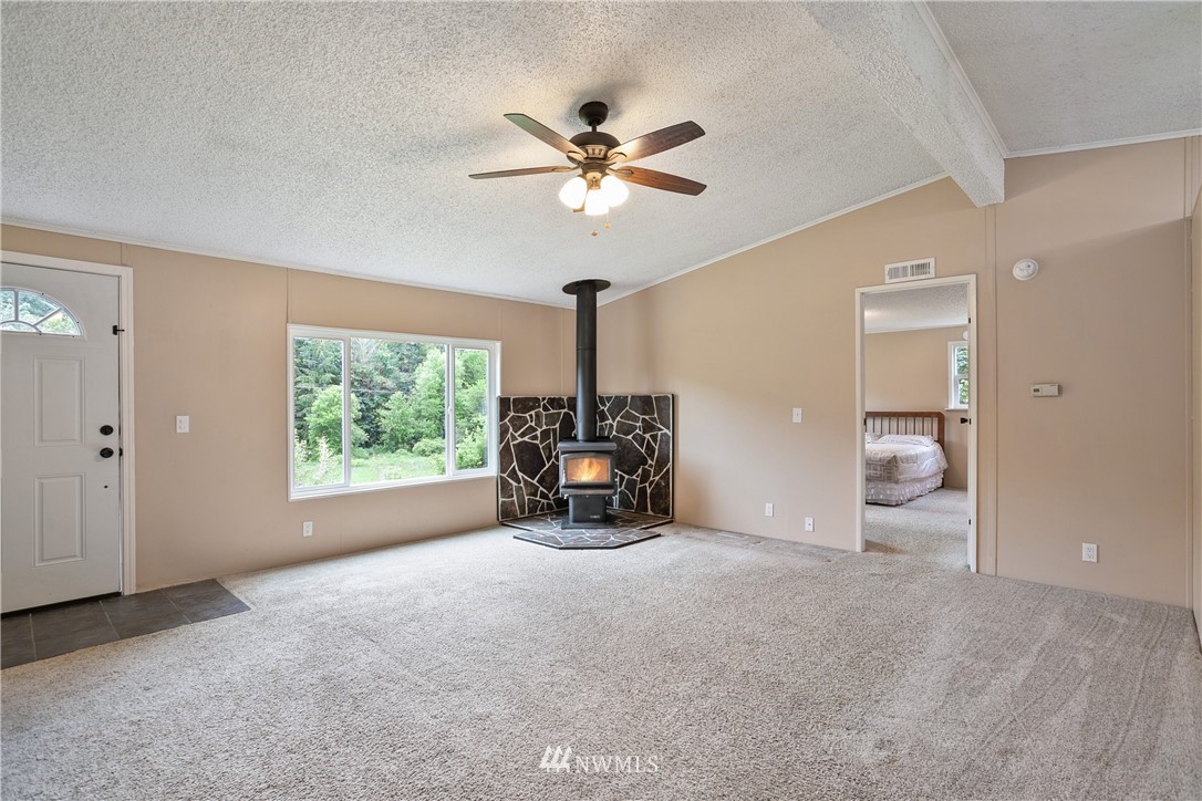 14427 Vantine Road Southeast Tenino, WA 98589 - Photo 3 of 18 Gallery Image 3