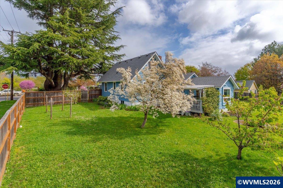1506 Applegate Street Philomath, OR 97370 - Photo 44 of 50