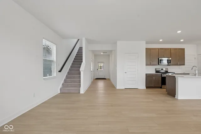 $3,200 | 15480 Postman Road, Fishers, IN 46037