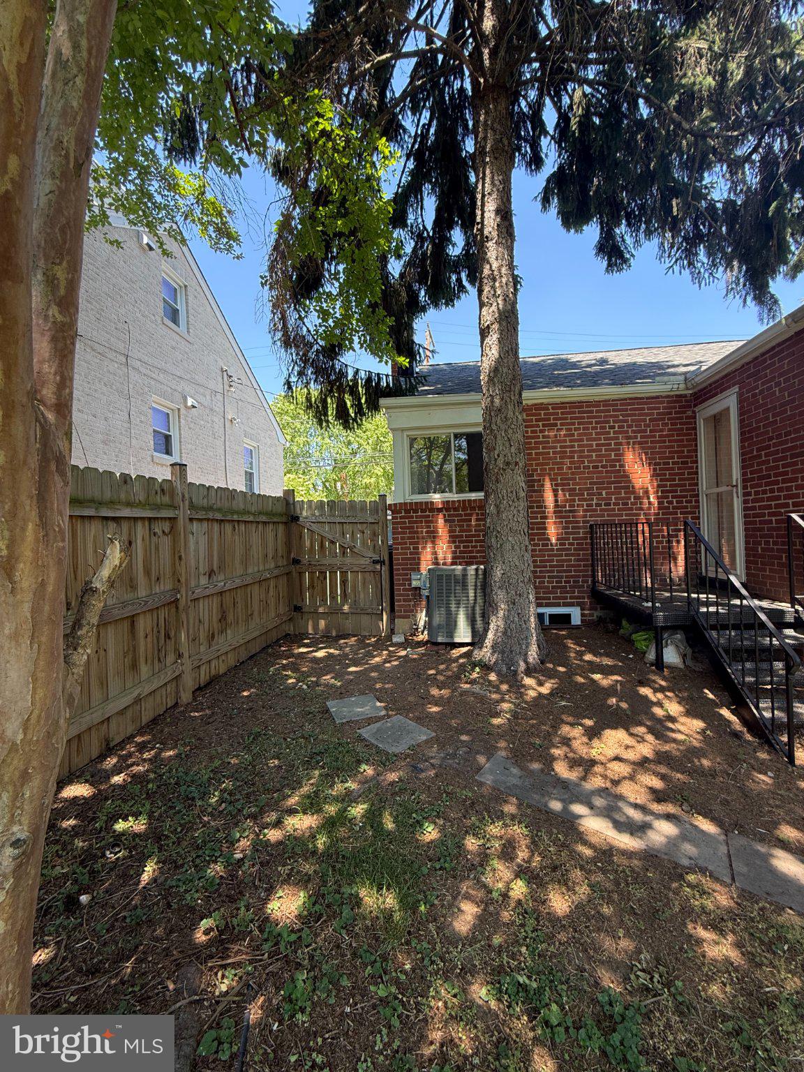 4616 Rosedale Avenue Bethesda, MD 20814 - Photo 24 of 26