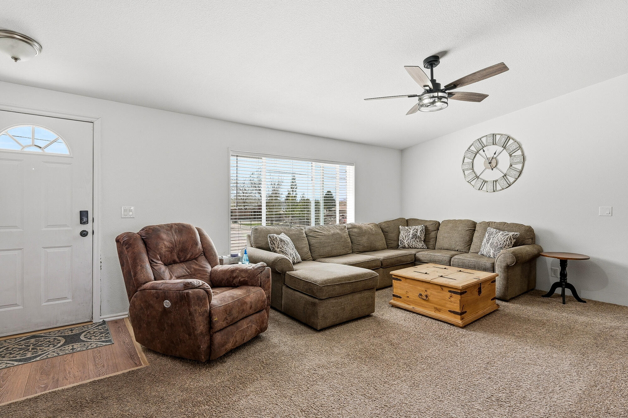 1637 East Midvalley Road Enoch, UT 84721 - Photo 3 of 48 1637 E Midvalley-14