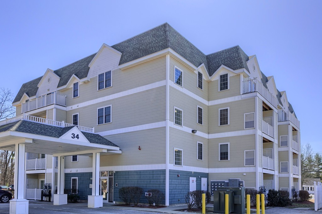 34 Burnham Road, Unit 404 Methuen, MA 01844 - Photo 17 of 21 Gallery Image 17