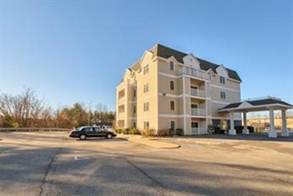 34 Burnham Road, Unit 404 Methuen, MA 01844 - Photo 3 of 21 Gallery Image 3