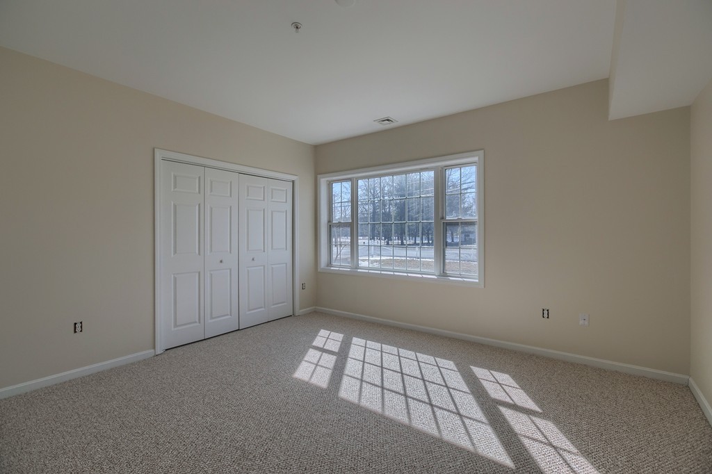 34 Burnham Road, Unit 404 Methuen, MA 01844 - Photo 5 of 21 Gallery Image 5