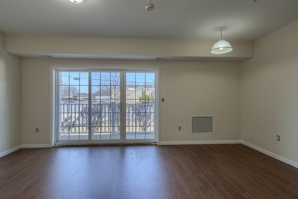 34 Burnham Road, Unit 404 Methuen, MA 01844 - Photo 10 of 21 Gallery Image 10