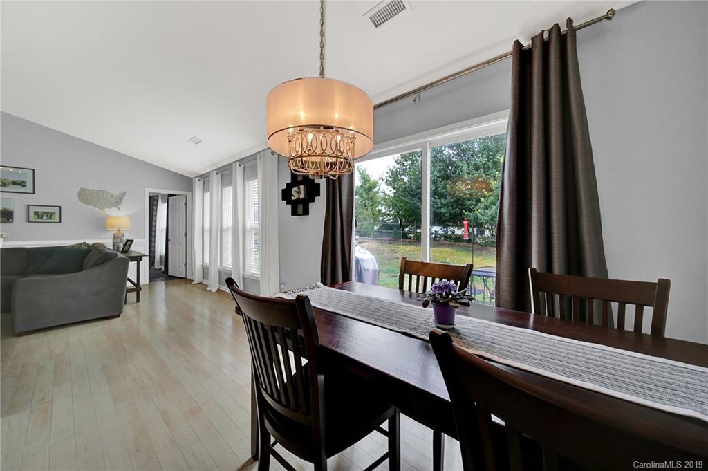8224 Fox Swamp Road Charlotte, NC 28215 - Photo 12 of 22 Gallery Image 12