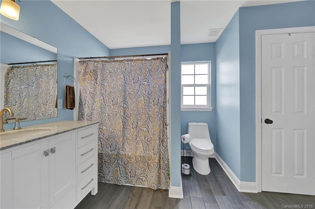 8224 Fox Swamp Road Charlotte, NC 28215 - Photo 15 of 22 Gallery Image 15