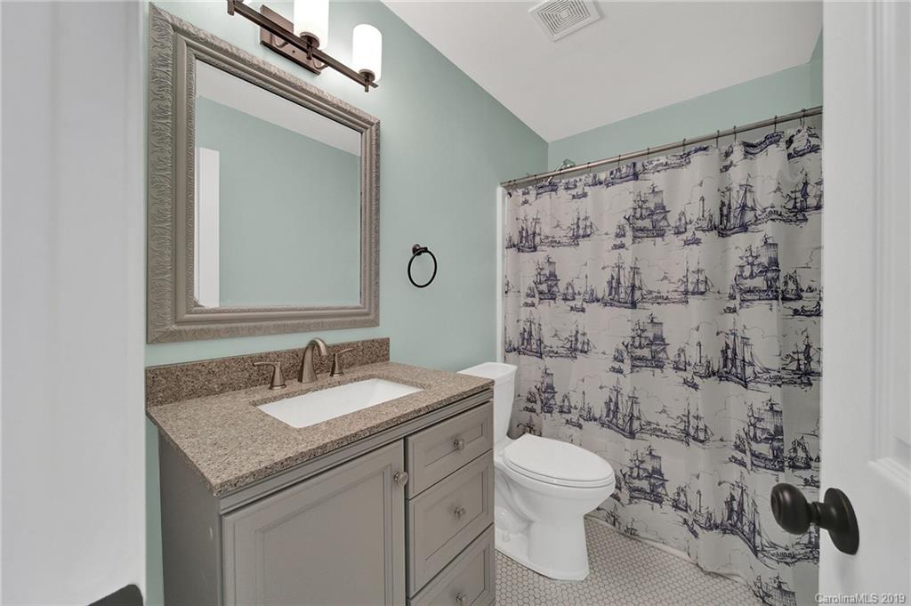 8224 Fox Swamp Road Charlotte, NC 28215 - Photo 17 of 22 Gallery Image 17