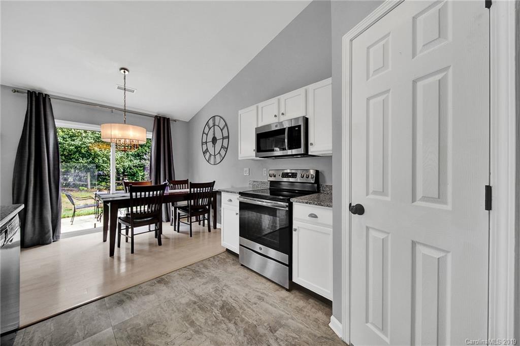 8224 Fox Swamp Road Charlotte, NC 28215 - Photo 10 of 22 Gallery Image 10