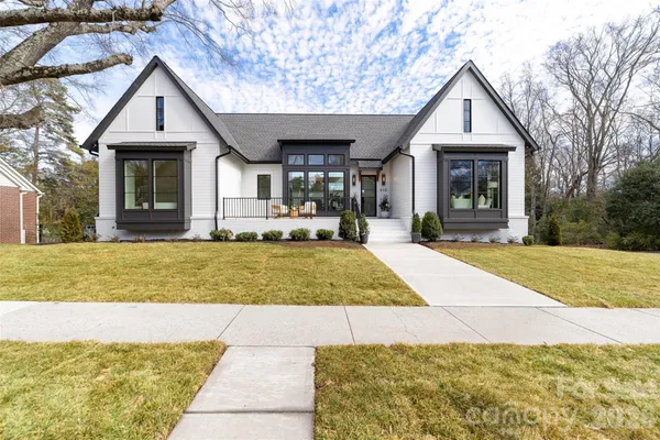 $2,995,000 | 419 South Street, Unit 32, Davidson, NC 28036