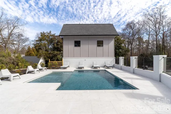$2,995,000 | 419 South Street, Unit 32, Davidson, NC 28036