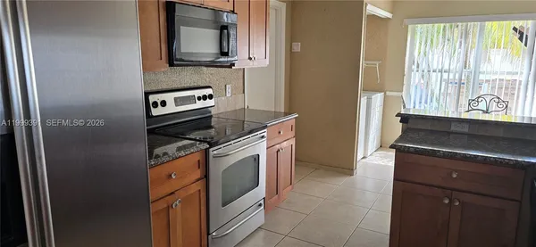 $2,400 | 3234 Brewster Drive, Kissimmee, FL 34743