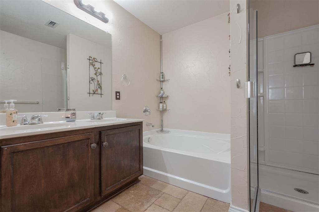 6504 Corral Lane Denton, TX 76210 - Photo 11 of 18