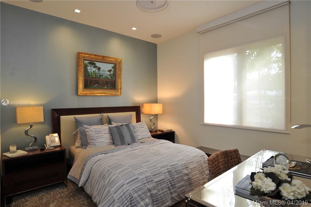 220 Woodcrest Road Key Biscayne, FL 33149 - Photo 22 of 25