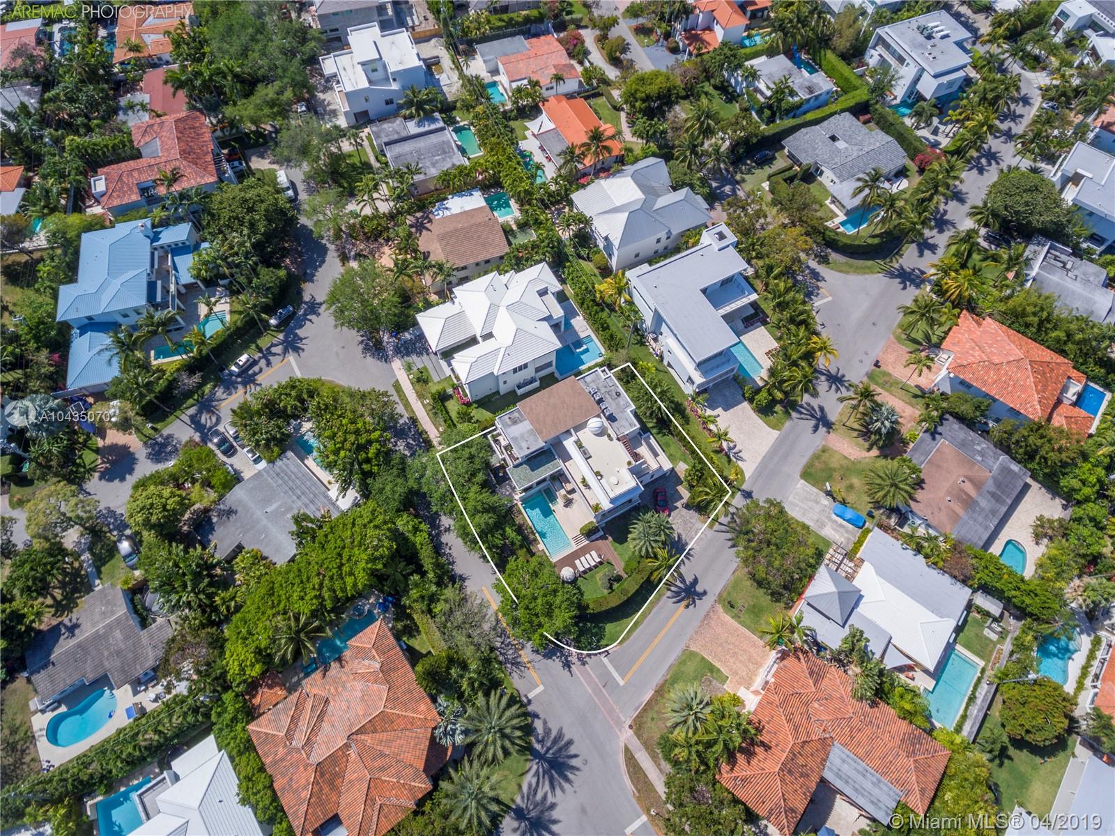 220 Woodcrest Road Key Biscayne, FL 33149 - Photo 25 of 25