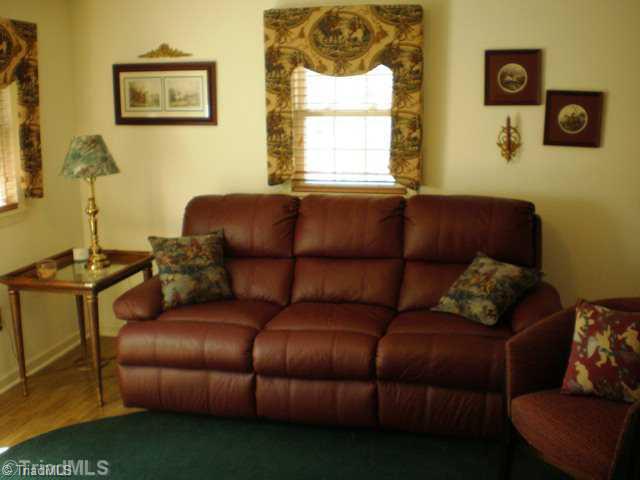 235 Howell Road Lansing, NC 28643 - Photo 11 of 16 Den/Family/Great Room.