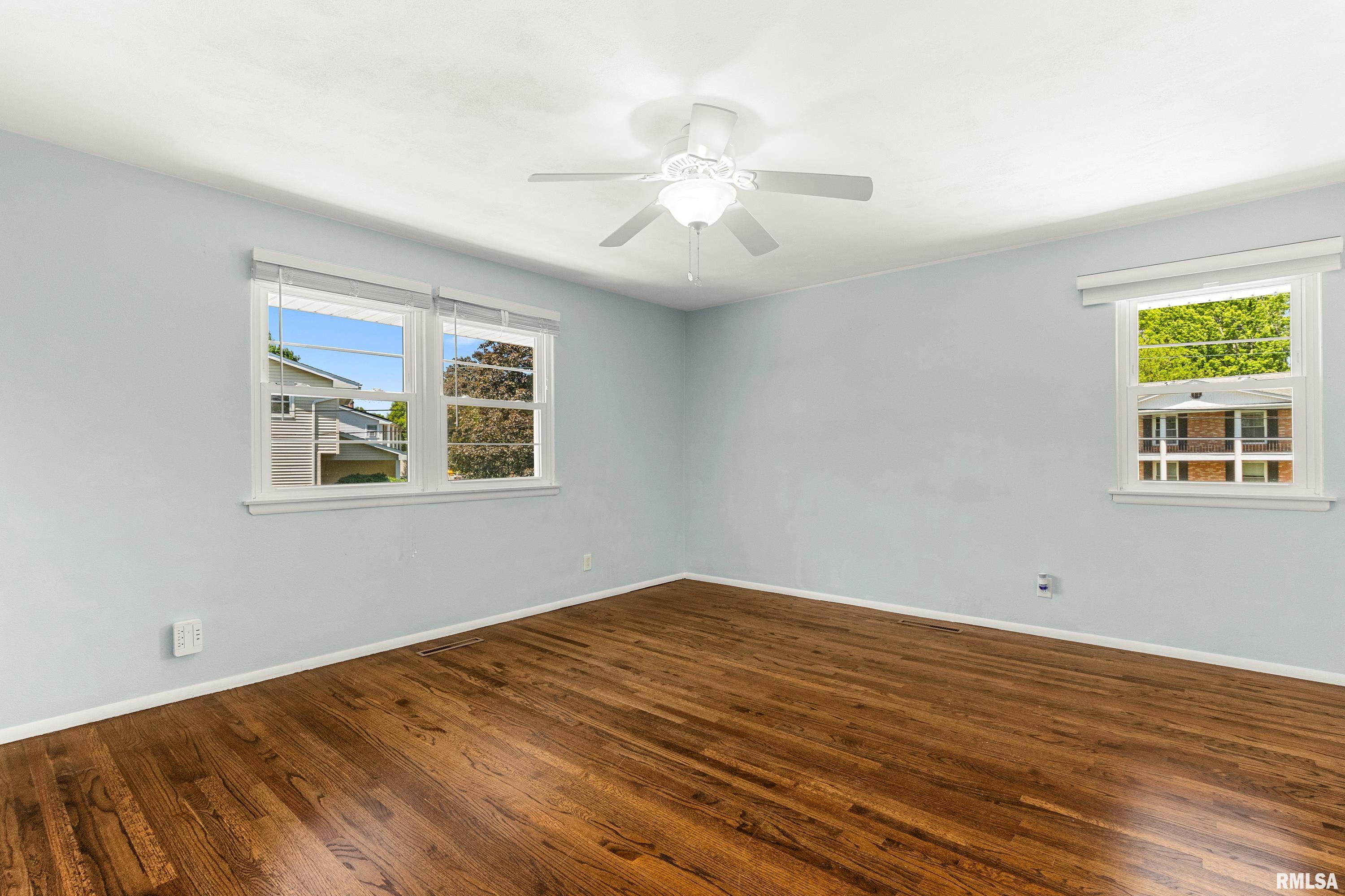 607 Westgate Road Washington, IL 61571 - Photo 14 of 40