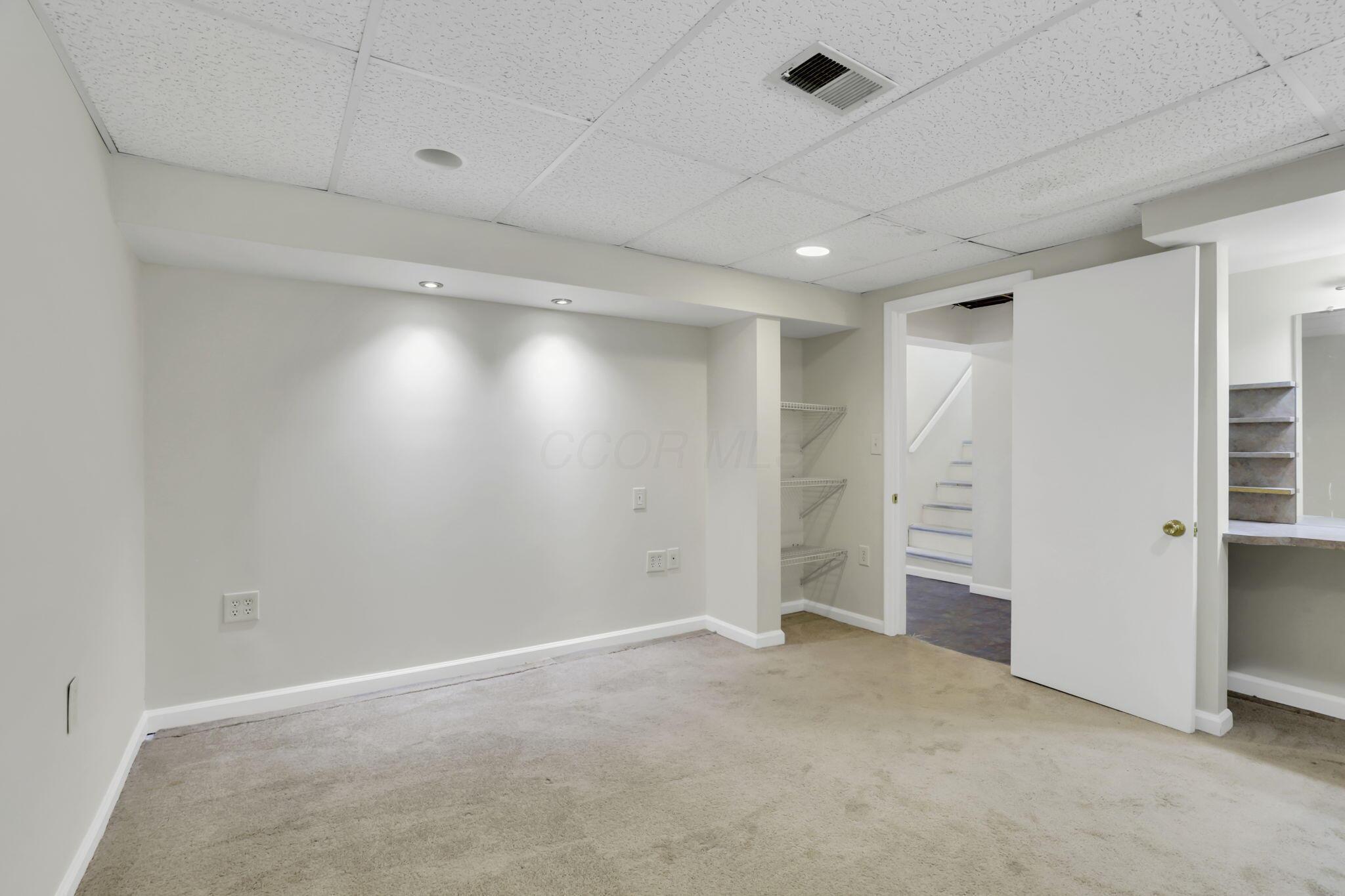 910 Wiltshire Road Columbus, OH 43204 - Photo 54 of 68 60-web-or-mls-IMG_6673
