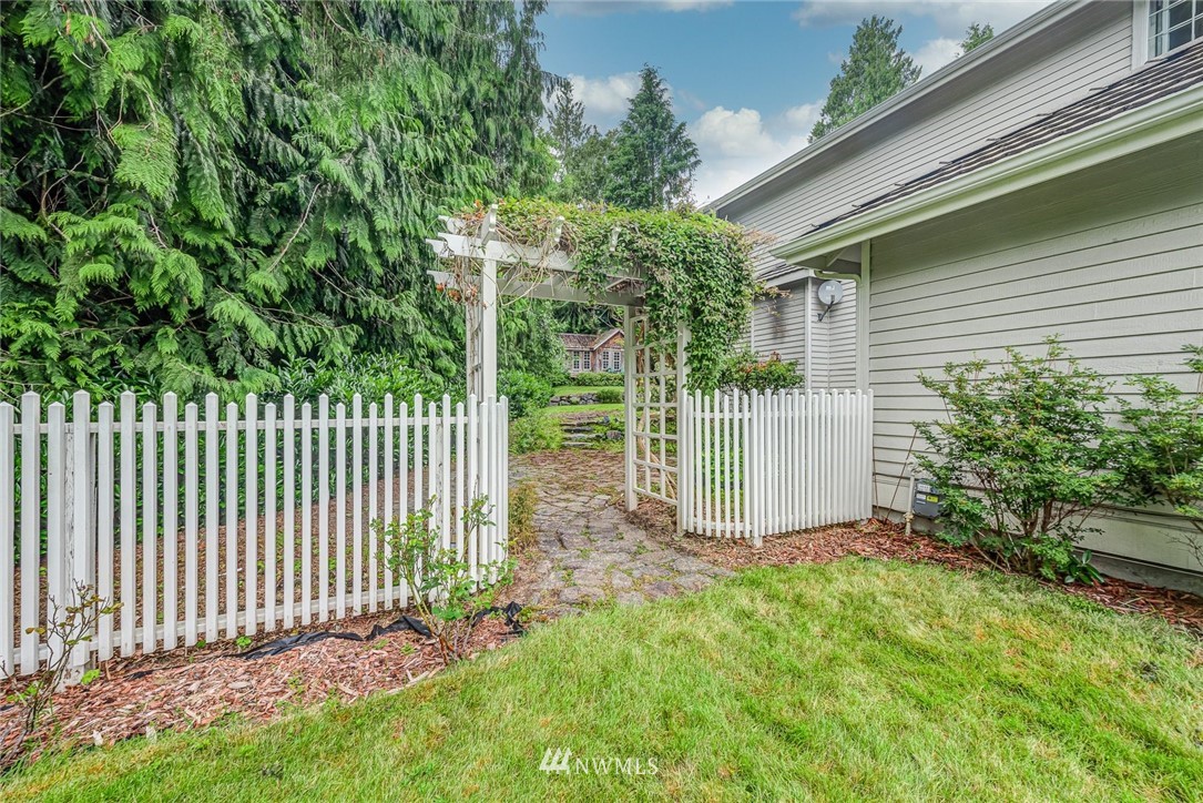1830 Vernon Road Lake Stevens, WA 98258 - Photo 3 of 37
