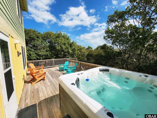 $679,000 | 41693 Pony Pasture Drive, Avon, NC 27915