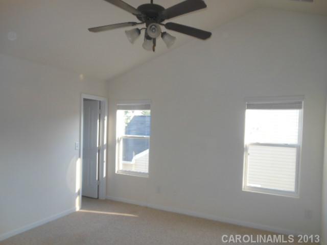 6834 Sunman Road Charlotte, NC 28216 - Photo 6 of 13 Gallery Image 6