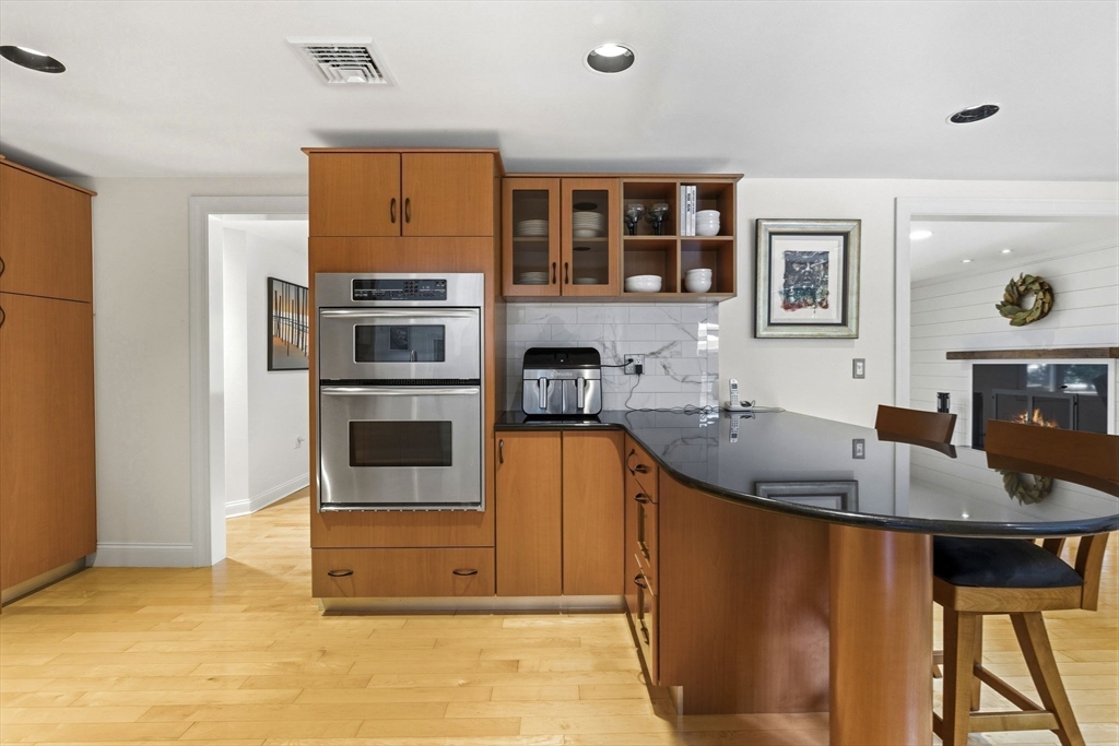 61 Topsfield Road Wenham, MA 01984 - Photo 9 of 38 Gallery Image 9