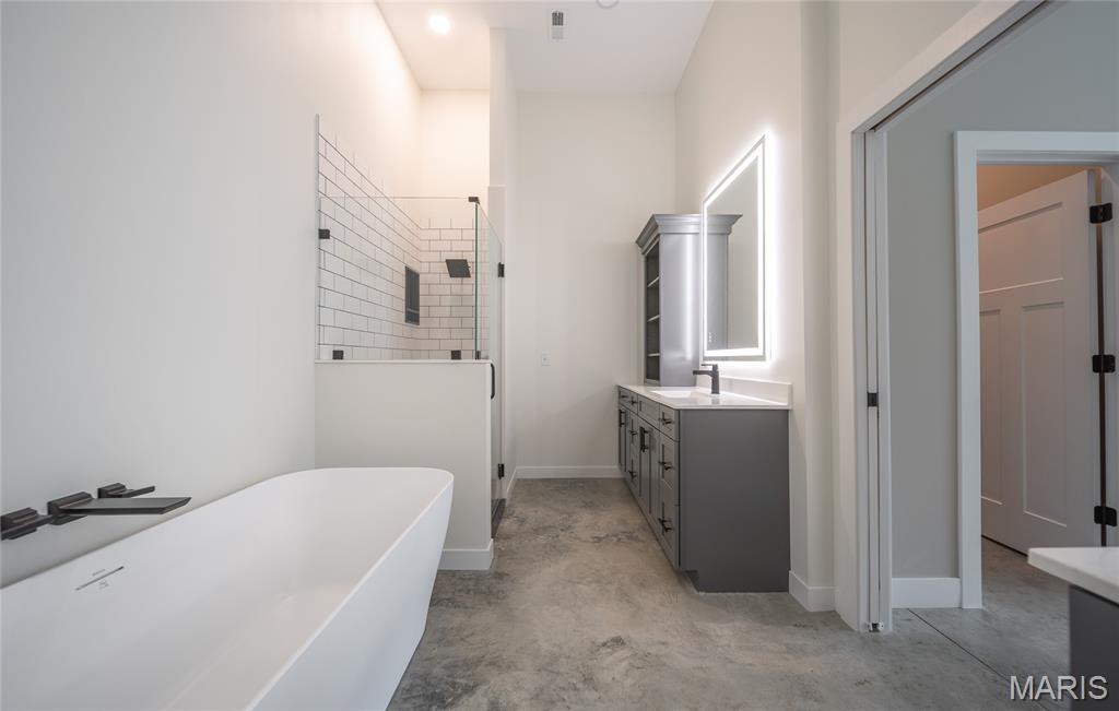 19790 Grange Hall Road Jerseyville, IL 62052 - Photo 16 of 99