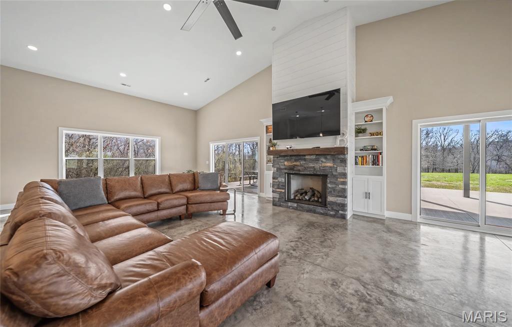 19790 Grange Hall Road Jerseyville, IL 62052 - Photo 9 of 99