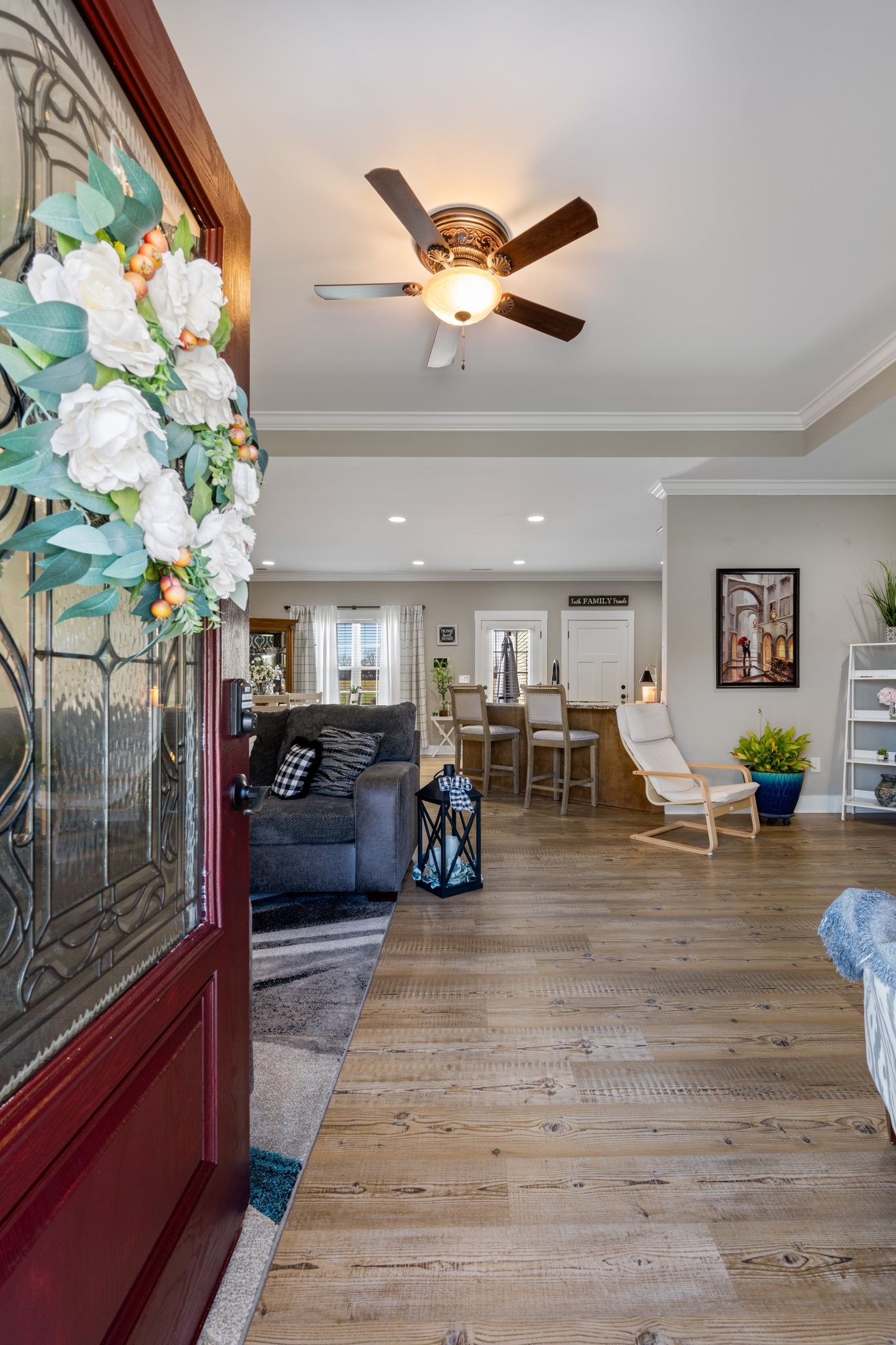 1357 Norton Road Manchester, TN 37355 - Photo 3 of 29 a living room with furniture and a chandelier