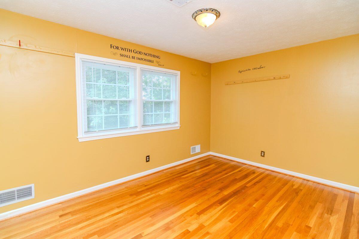 2333 Cane Ridge Road Carlisle, KY 40311 - Photo 24 of 55 2333CaneRidge-0157