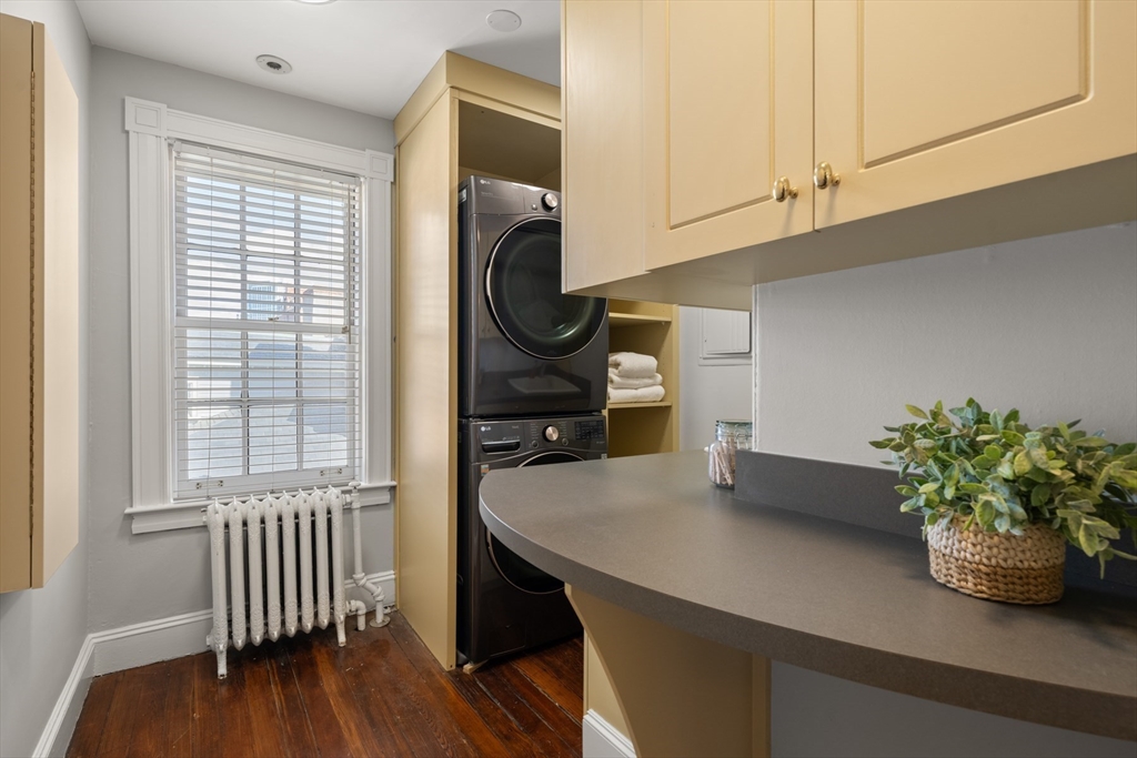 14 Pinckney Street Boston, MA 02114 - Photo 21 of 23