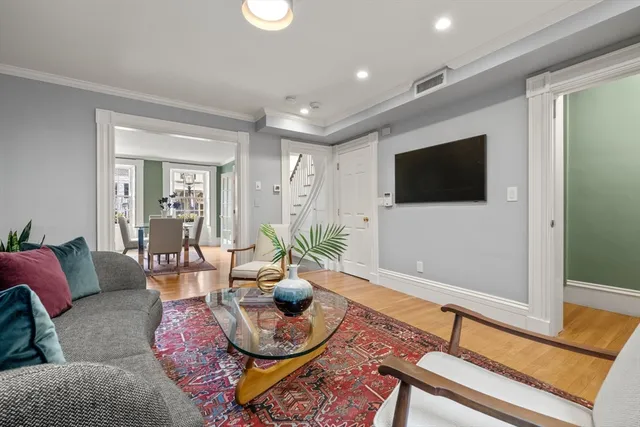 $3,995,000 | 14 Pinckney Street, Boston, MA 02114