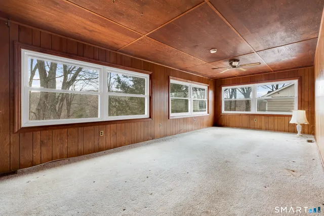 $399,900 | 9 Greenview Road, Danbury, CT 06811