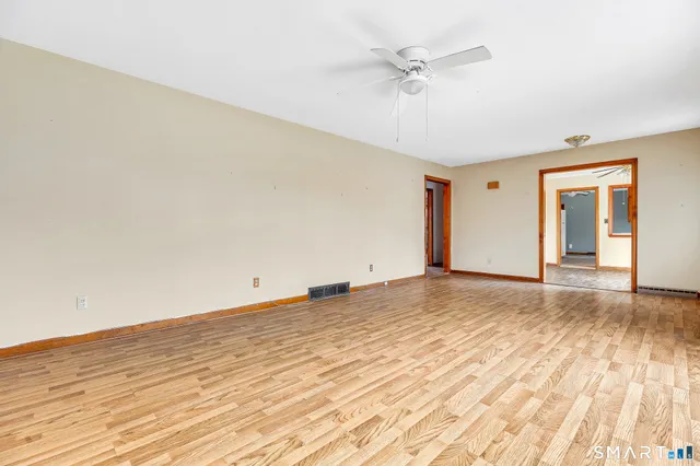 $399,900 | 9 Greenview Road, Danbury, CT 06811