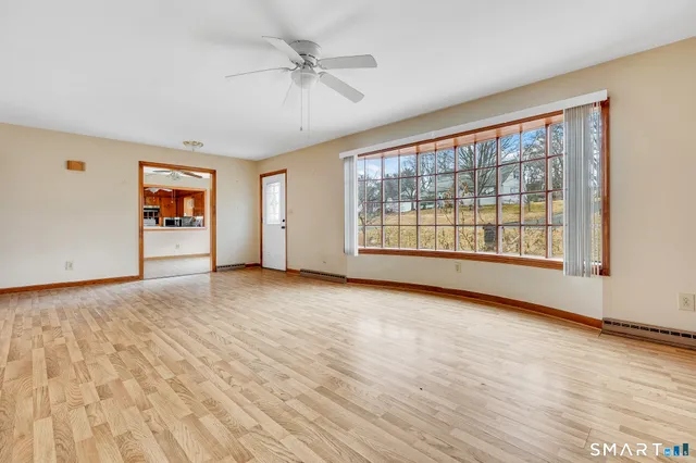 $399,900 | 9 Greenview Road, Danbury, CT 06811