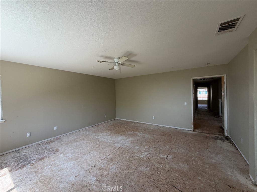 16183 Blue Haven Court Riverside, CA 92503 - Photo 43 of 61