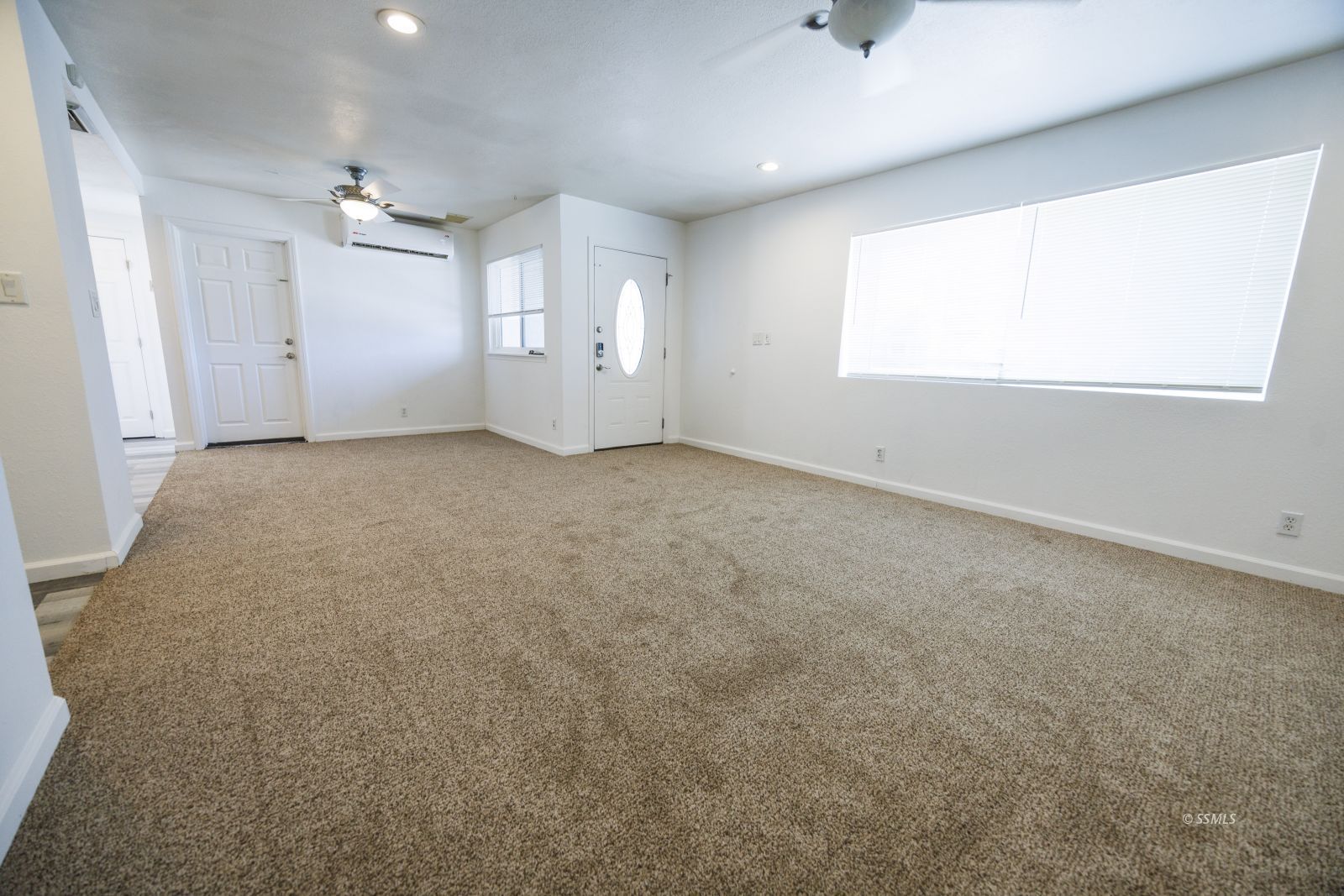 935 West Upjohn Avenue Ridgecrest, CA 93555 - Photo 5 of 40