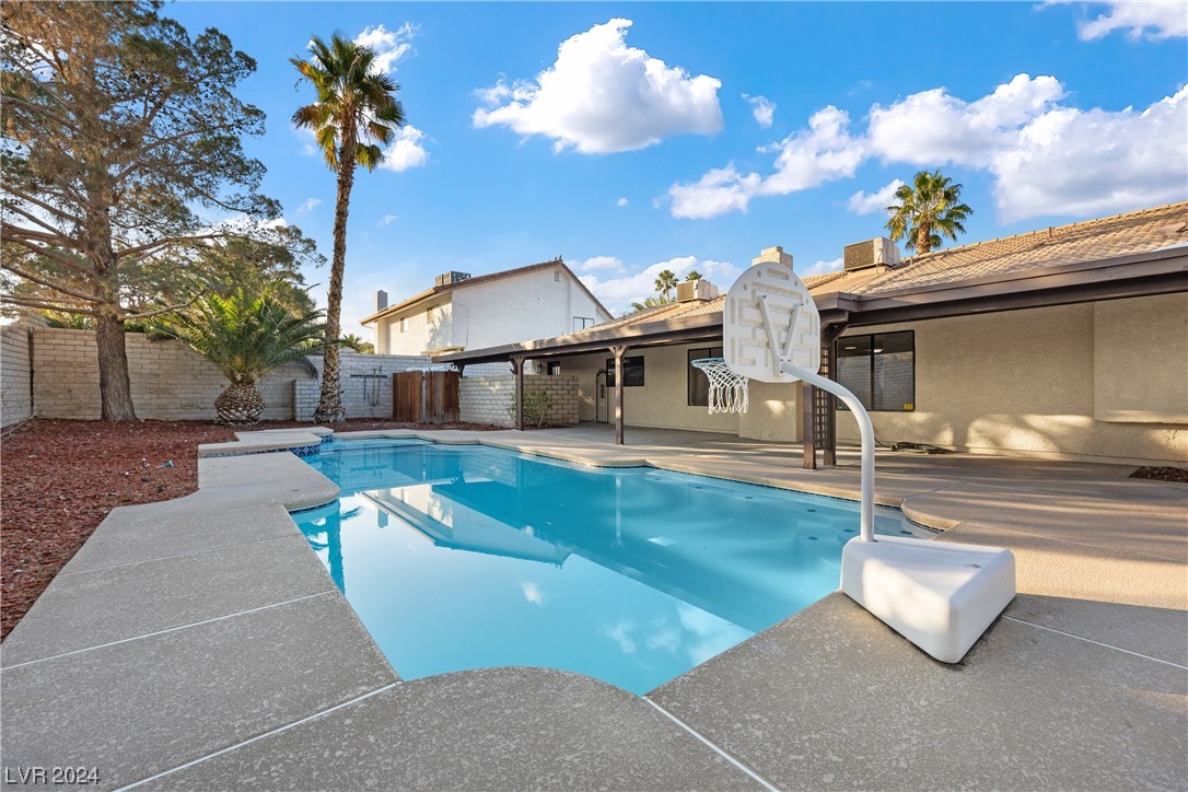 6783 Baile Road Las Vegas, NV 89146 - Photo 5 of 49 Gallery Image 5