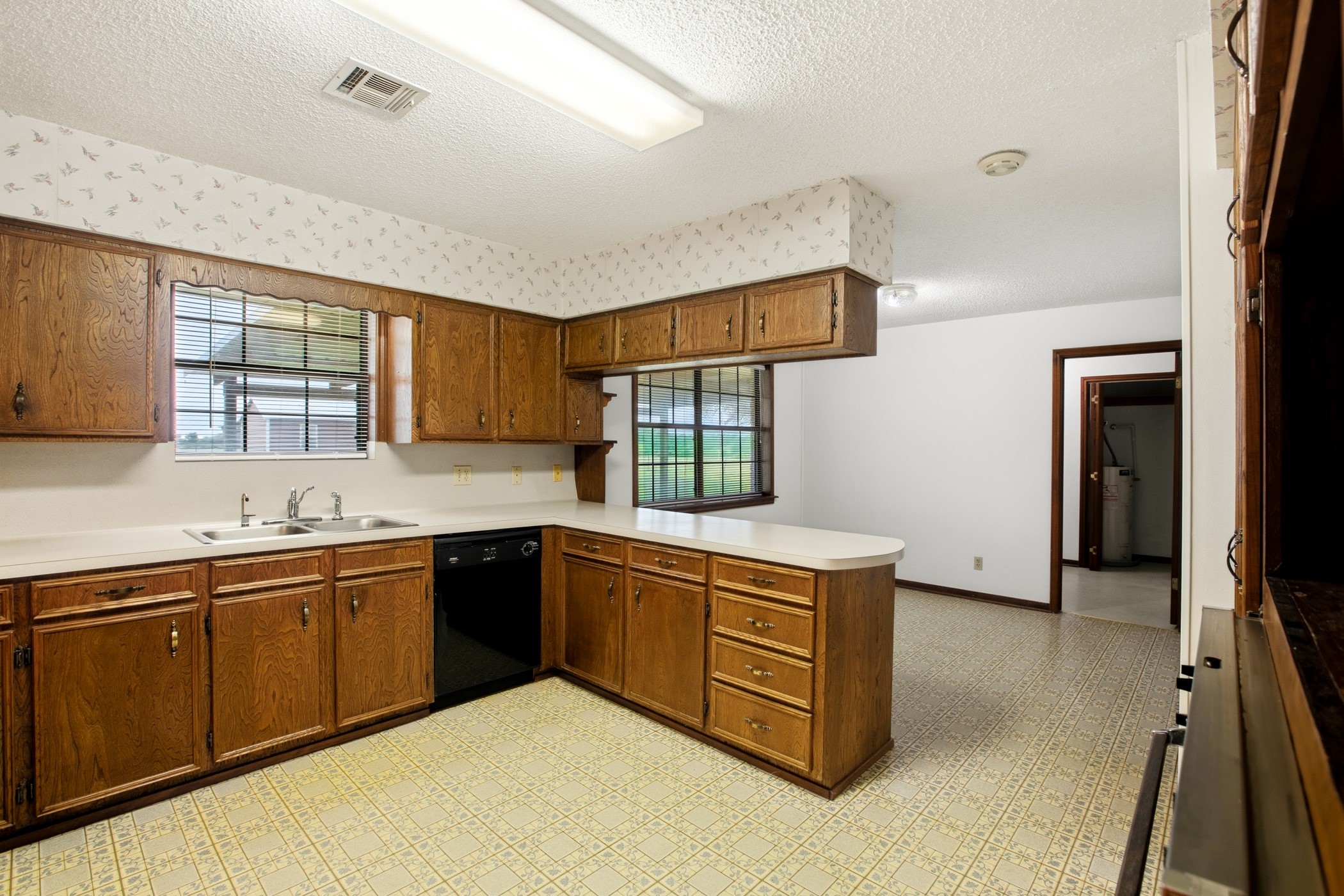 1150 Cr 209 Road Weimar, TX 78962 - Photo 9 of 29