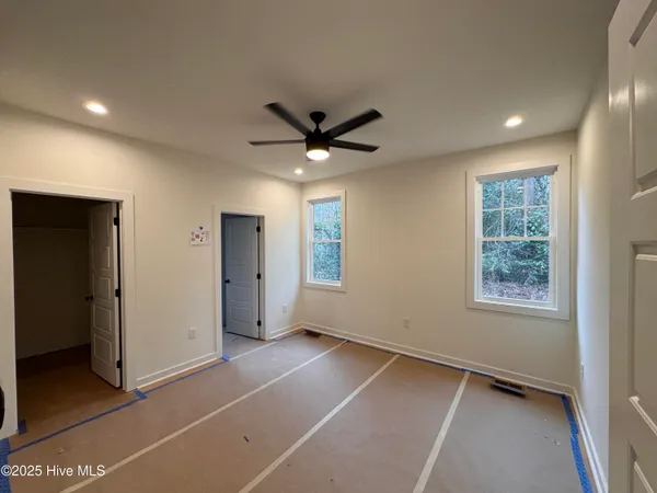 $2,000 | 110 Bethune Avenue, Aberdeen, NC 28315