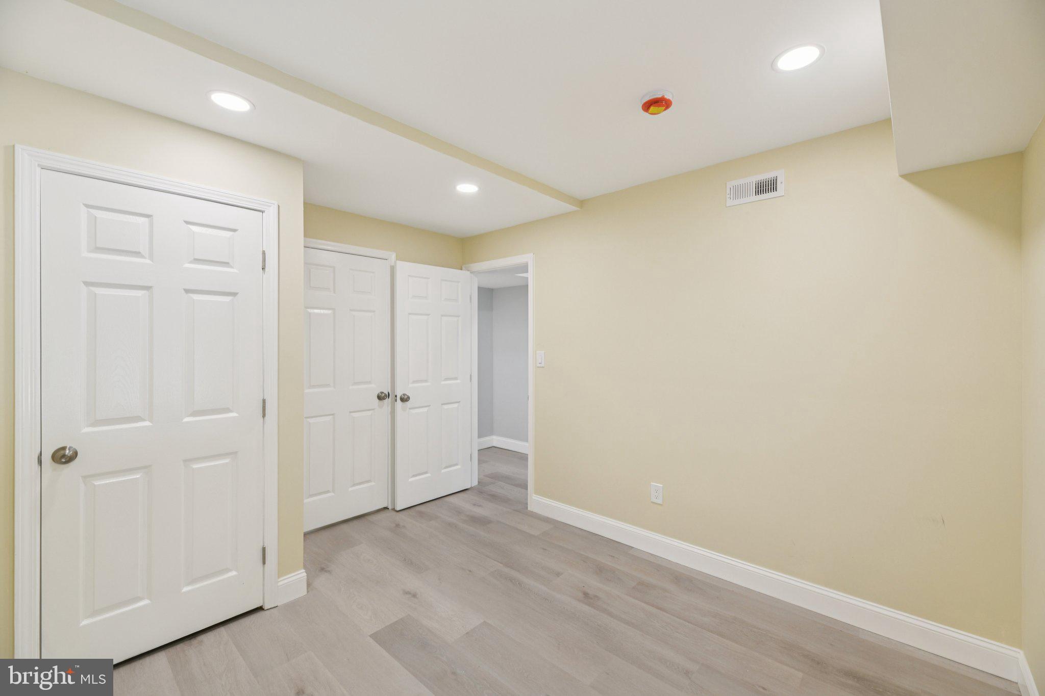 729 Madison Street Northwest Washington, DC 20011 - Photo 40 of 59 a view of an empty room