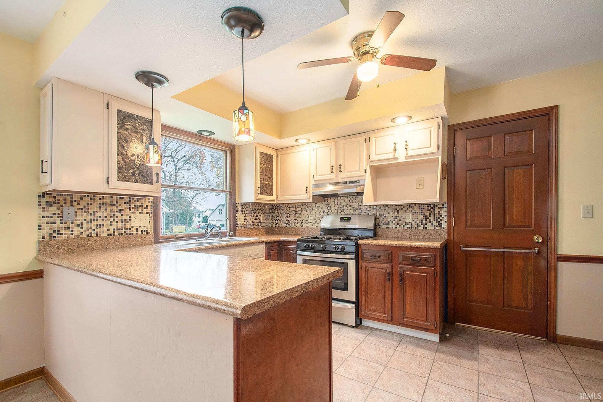 12276 Pennyroyal Lane Granger, IN 46530 - Photo 11 of 33