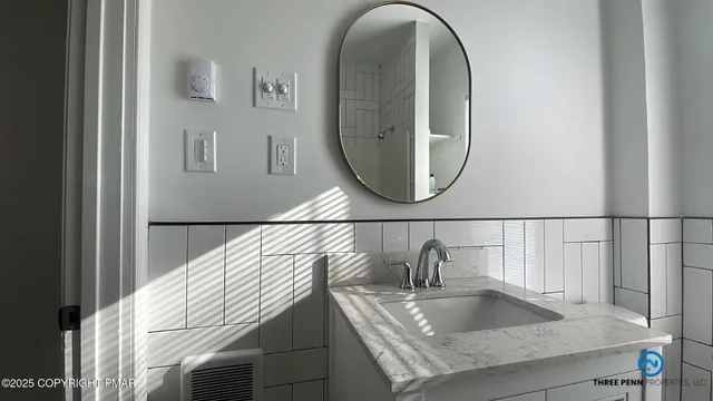 a close view of kitchen sink