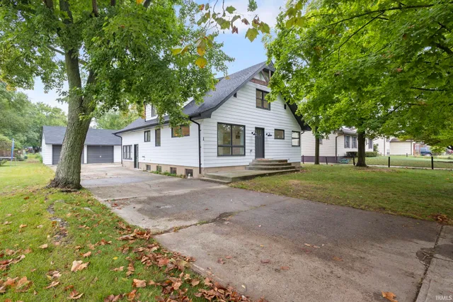 $299,900 | 507 North Oakland Avenue, Mishawaka, IN 46544