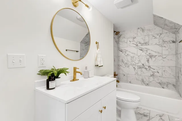 $299,900 | 507 North Oakland Avenue, Mishawaka, IN 46544