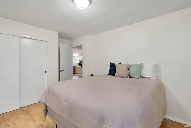 $299,900 | 507 North Oakland Avenue, Mishawaka, IN 46544