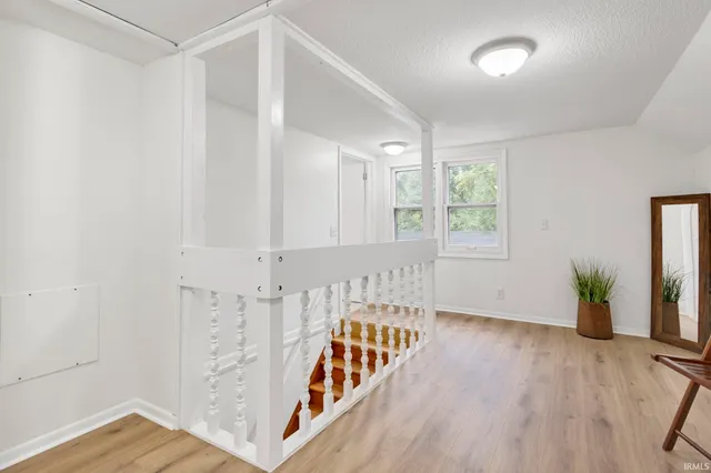 $299,900 | 507 North Oakland Avenue, Mishawaka, IN 46544