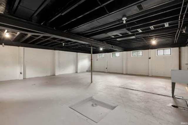 $299,900 | 507 North Oakland Avenue, Mishawaka, IN 46544