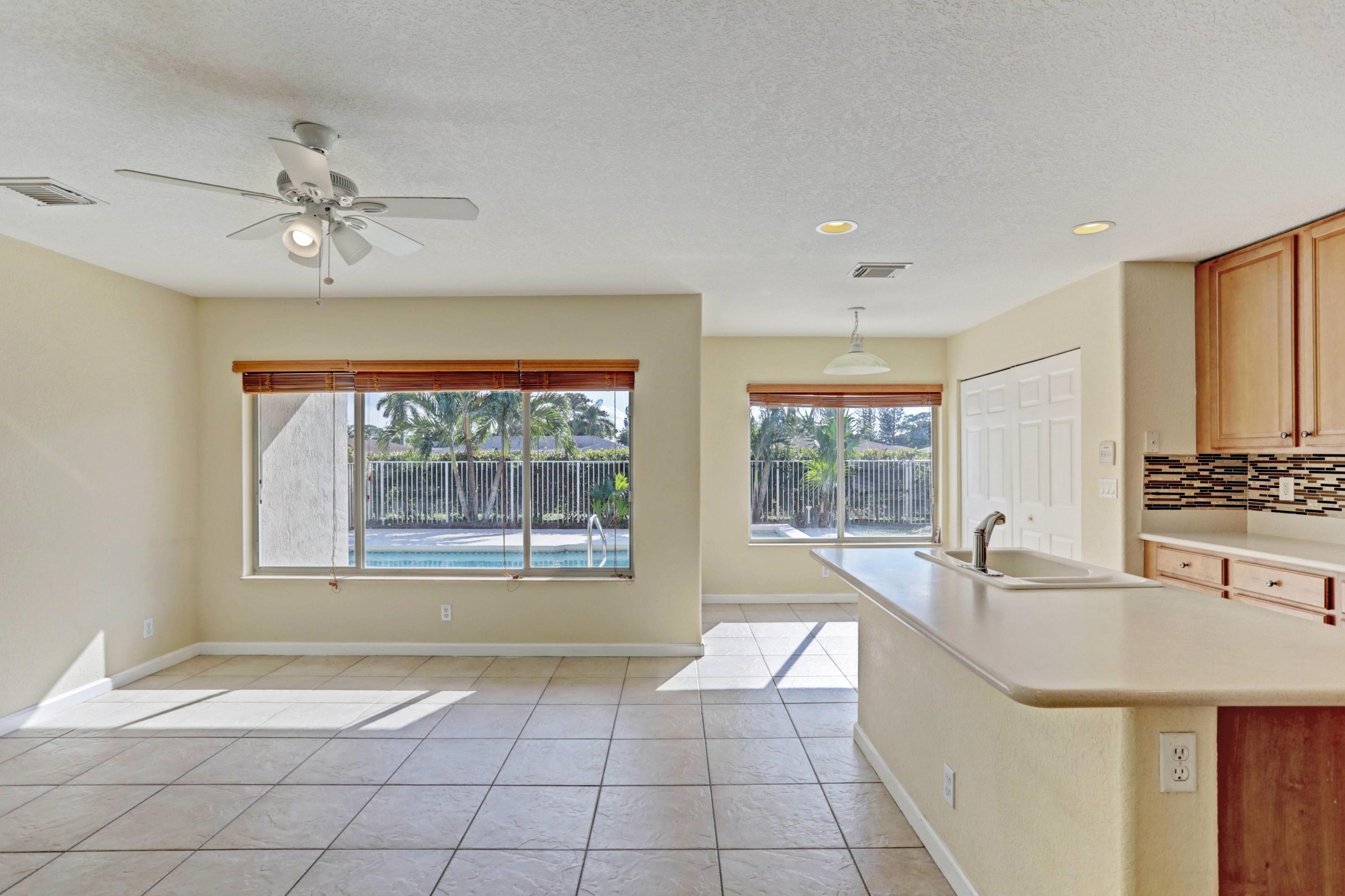 2009 Little Torch Street Riviera Beach, FL 33407 - Photo 19 of 79 17_320a6289_90_91_92_93